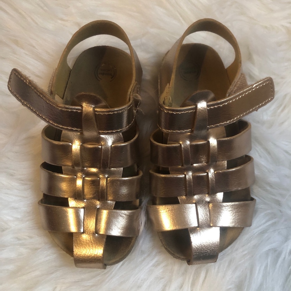 Wonder Nation size 8 toddler girl gold/bronze sandal shoes
